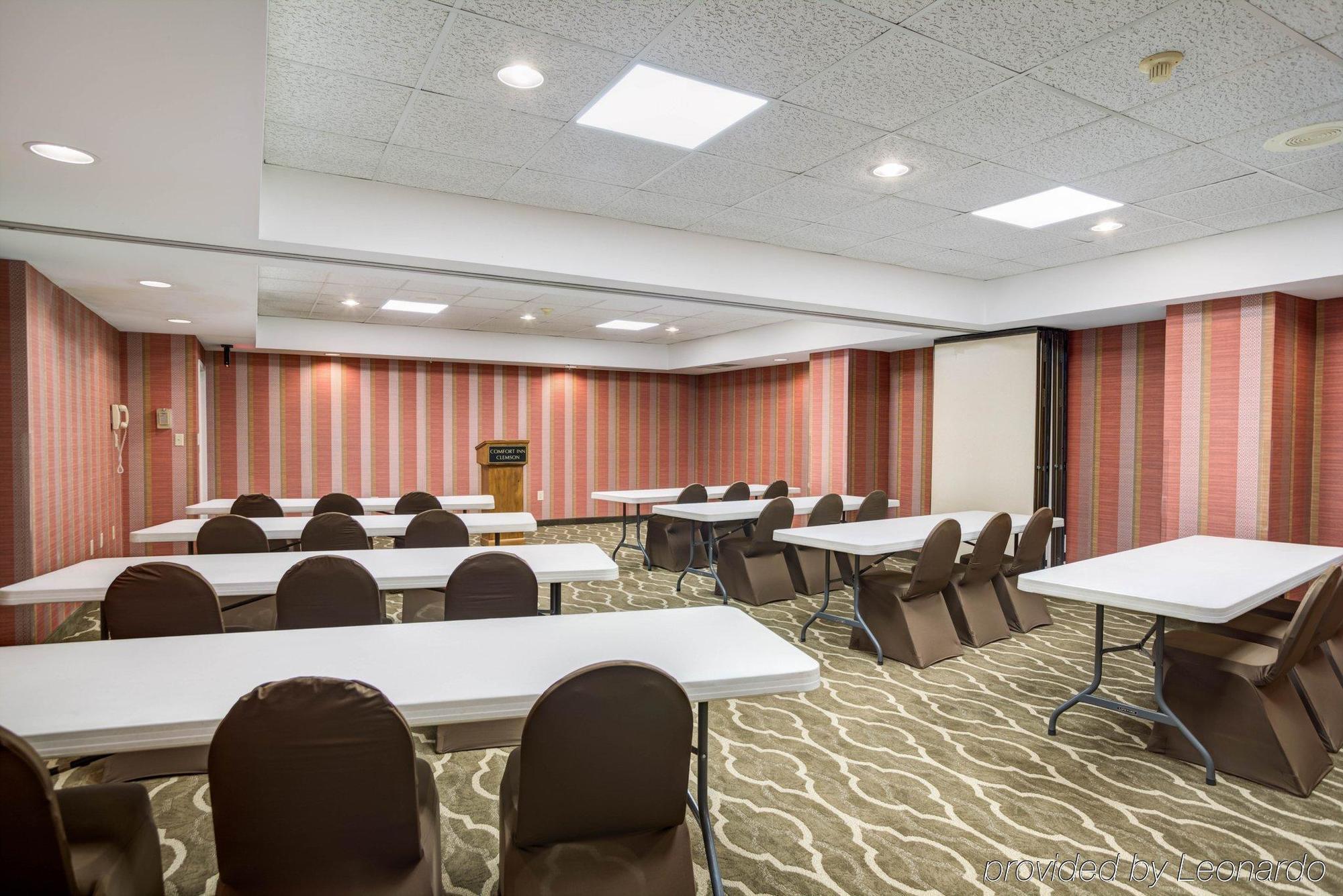 Comfort Inn & Suites Clemson - University Area Extérieur photo