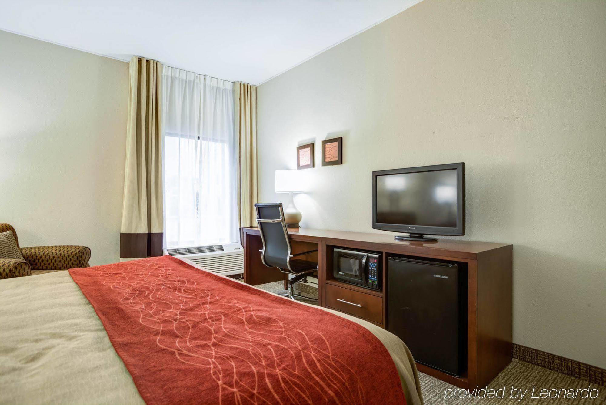 Comfort Inn & Suites Clemson - University Area Extérieur photo
