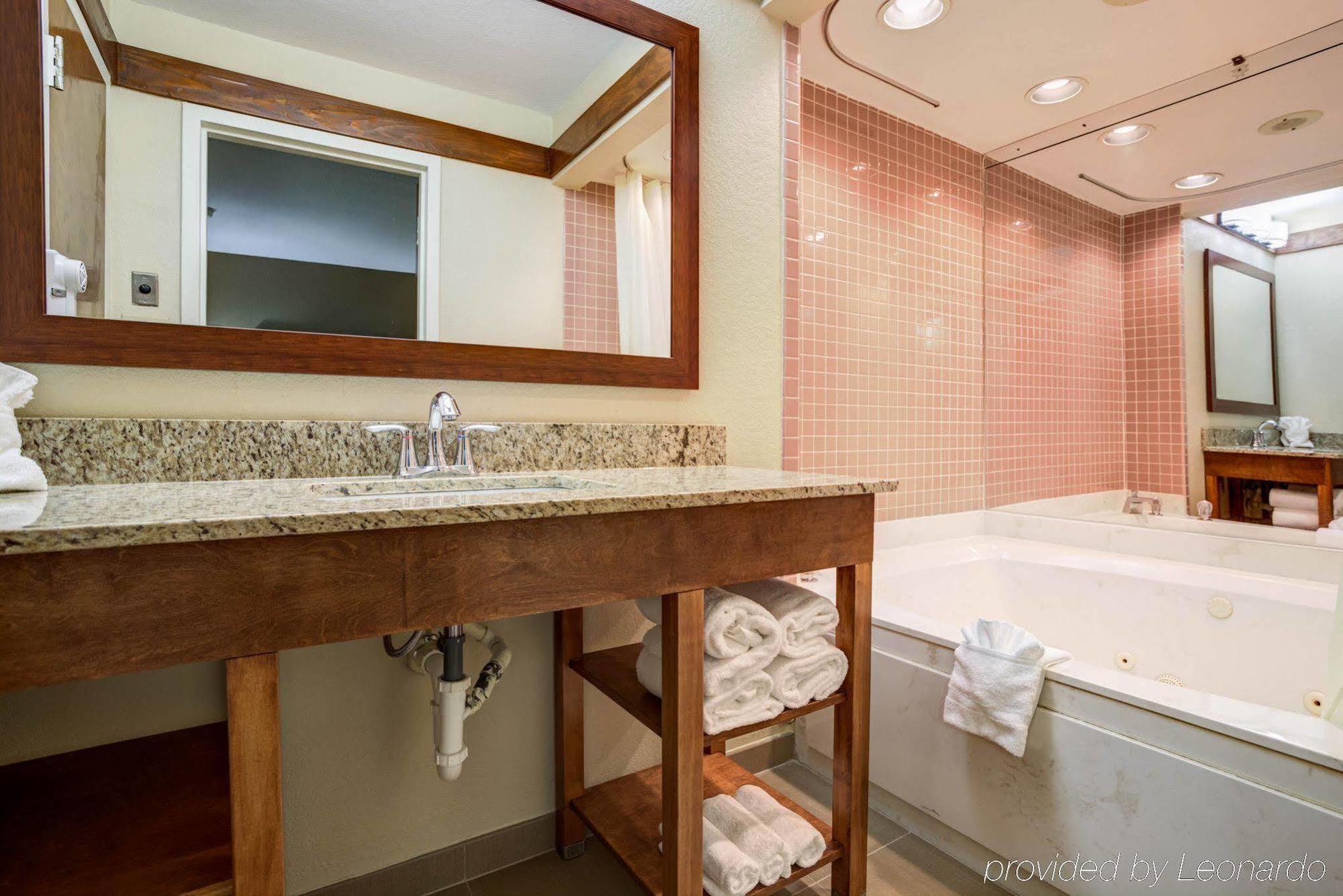 Comfort Inn & Suites Clemson - University Area Extérieur photo